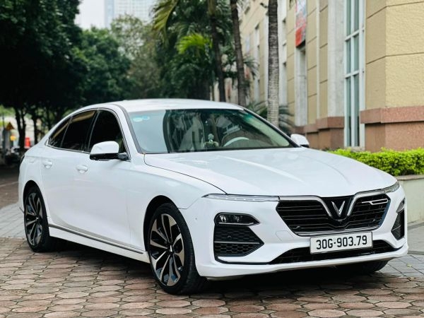 VinFast Lux A Premium 2022 Cũ