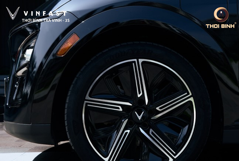 Giá Lăn Bánh VF7 2026: Trợ Lái An Toàn Tại VinFast Trà Vinh