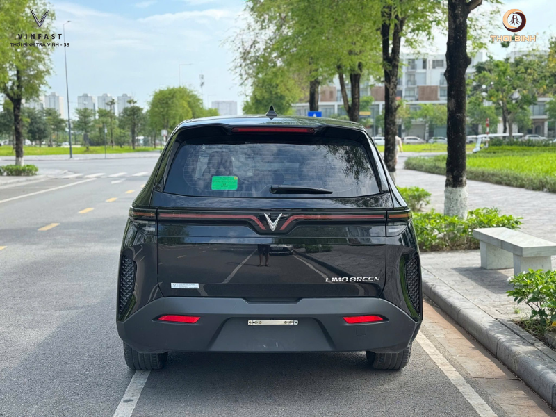 Giá lăn bánh Limo Green: Mẫu Xe MPV Điện 7 Chỗ Tối Ưu Cho Kinh Doanh Dịch Vụ